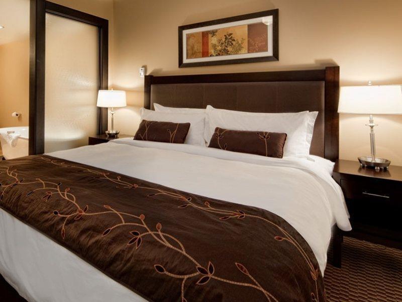 The Parkside Hotel And Spa Victoria Buitenkant foto
